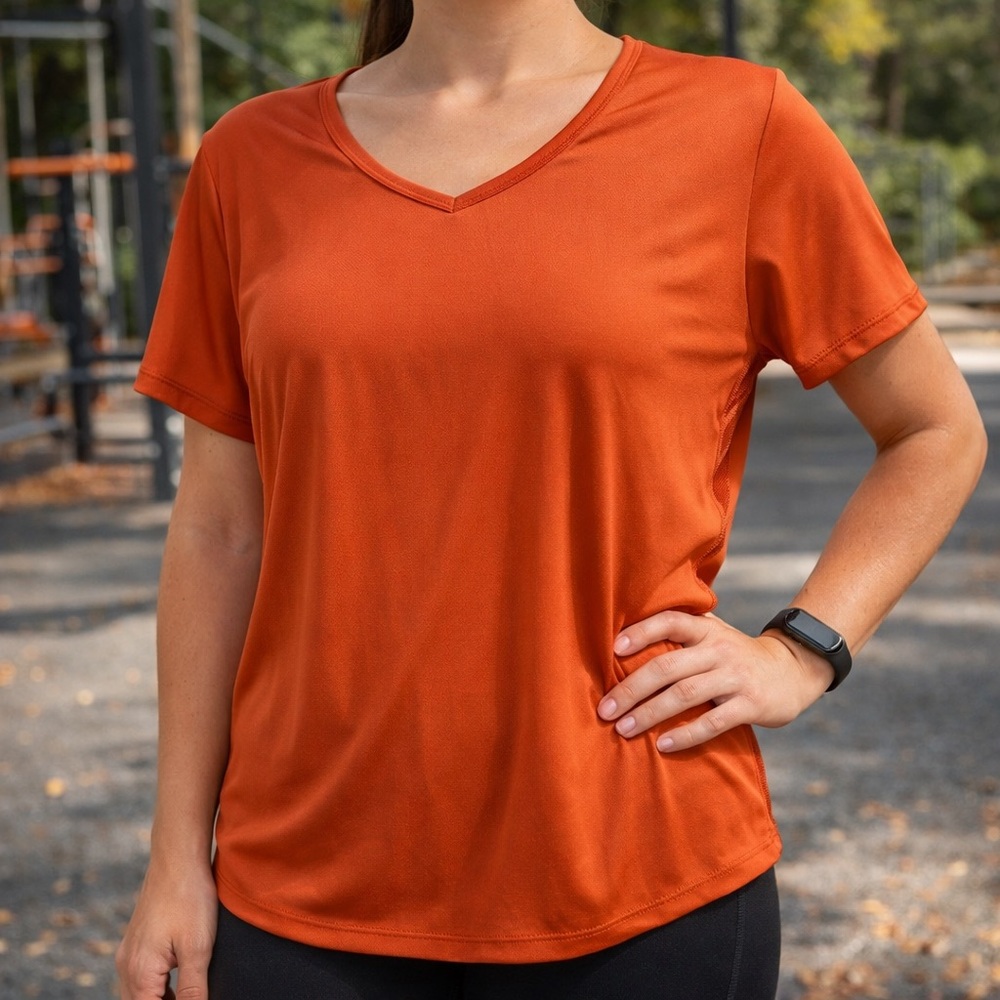 Real Essentials Women's Medium Orange‎ V-Neck Athletic T-Shirt Lightweight